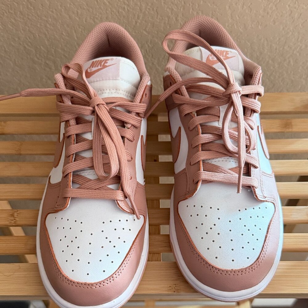 Nike Dunk Low Women's 10